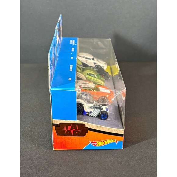 Star Wars Hot Wheels Mattel Stormtrooper Luke Skywalker R2-D2 Yoda Darth Vader - Picture 5 of 7